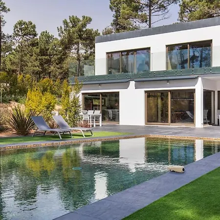 Jasmim Вилла Алмада